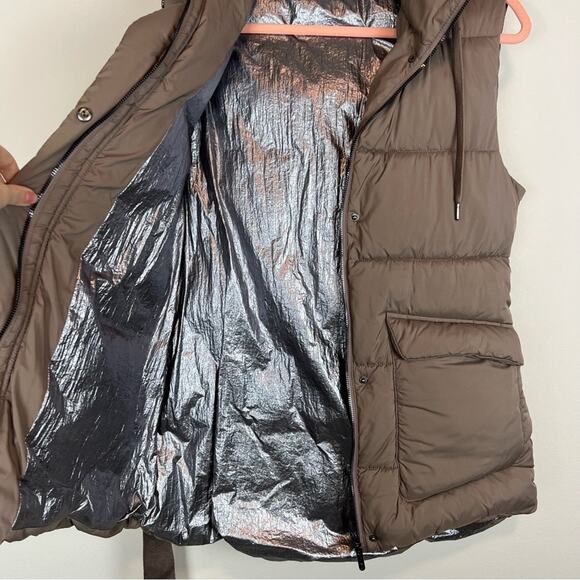 Zella Brown Oversized Hooded Belted Puffer Vest Size Small - Picture 11 of 16